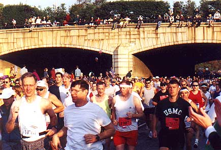 Start of the marathon [Canon AE-1]