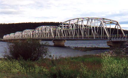 Random Bridge [Canon AE-1]